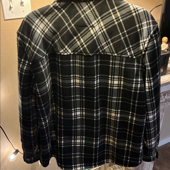 💙🖤SAGE COLLECTIVE🖤💙Sz L Teddy Bear Fleece Black&White Plaid Cozy Soft Flannel!🖤 - Picture 3 of 9